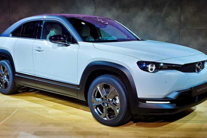 Mazda Uzun Vadede Elektrikli Araçların Daha Zararlı Olduğunu İddia Ediyor