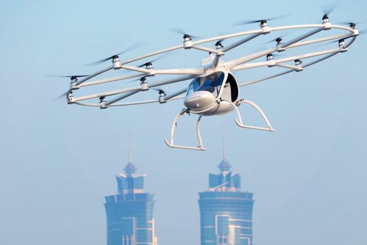 Elektrikli Uçan Taksi Volocopter Almanya’da Havalandı