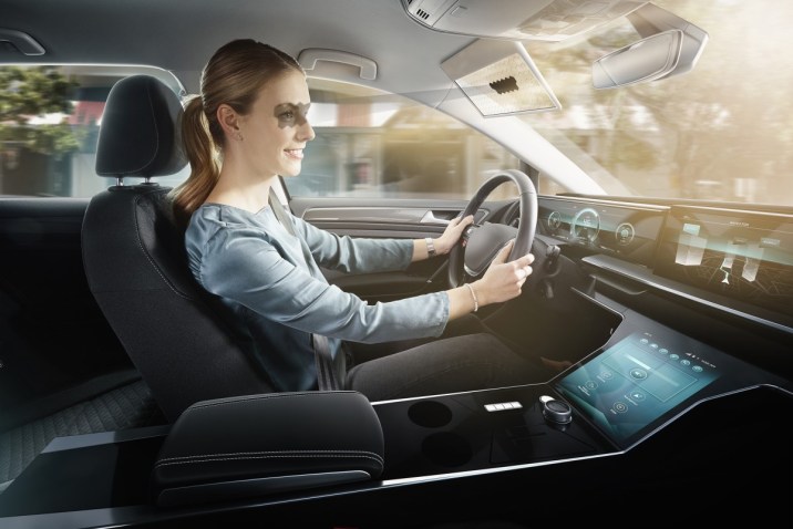 Bosch Arçlara Yapay Zeka Destekli Güneş Engelleme Sistemlerini Tanıttı
